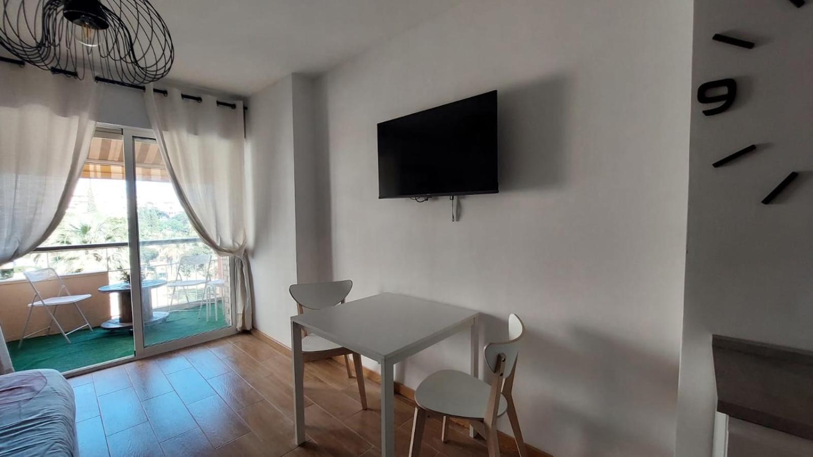Beautiful Flat Daire Benalmádena Dış mekan fotoğraf