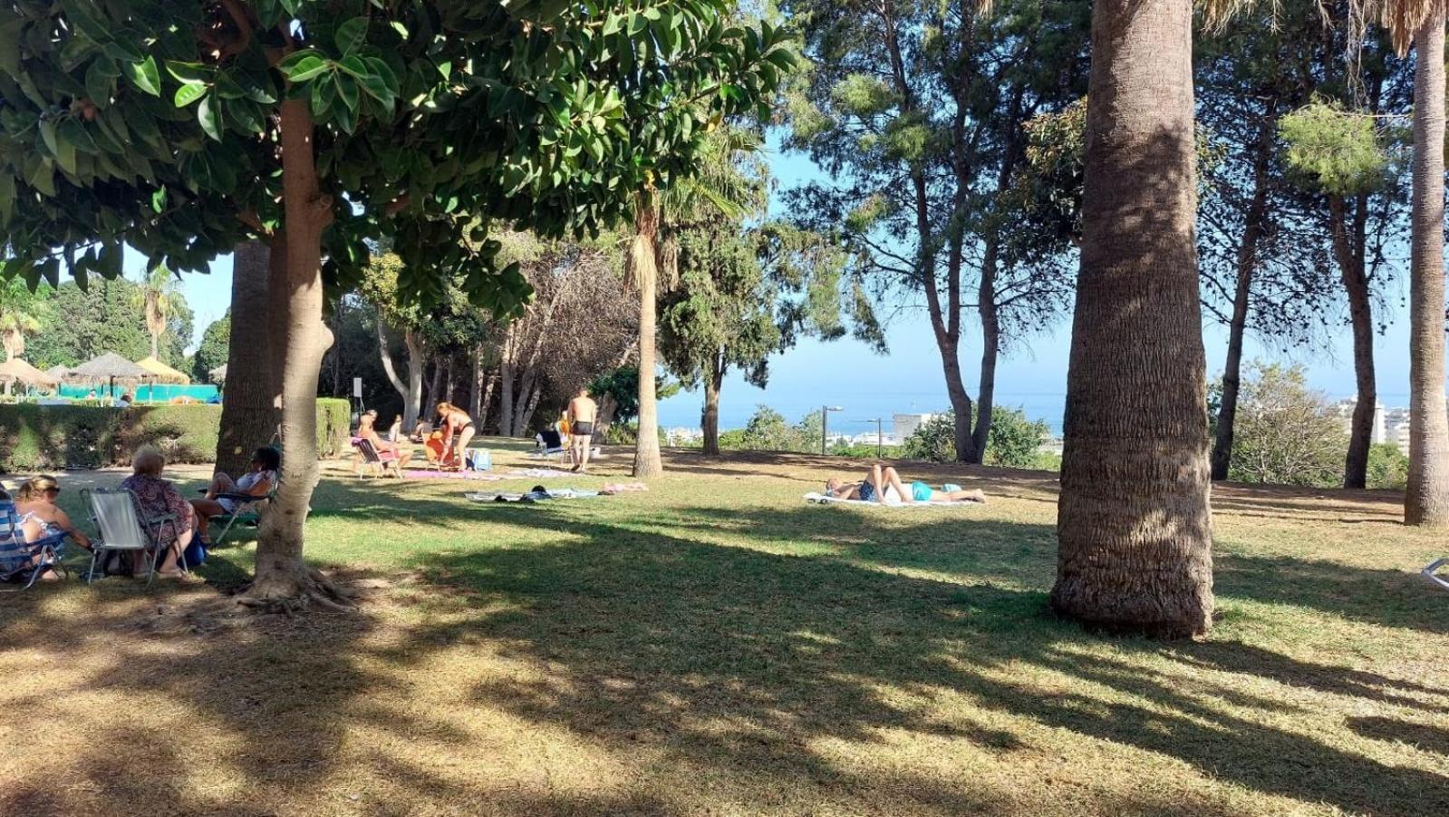 Beautiful Flat Daire Benalmádena Dış mekan fotoğraf